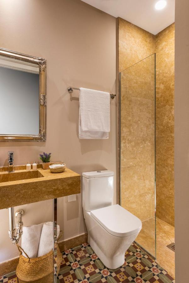 Imperial Luxury * Seville